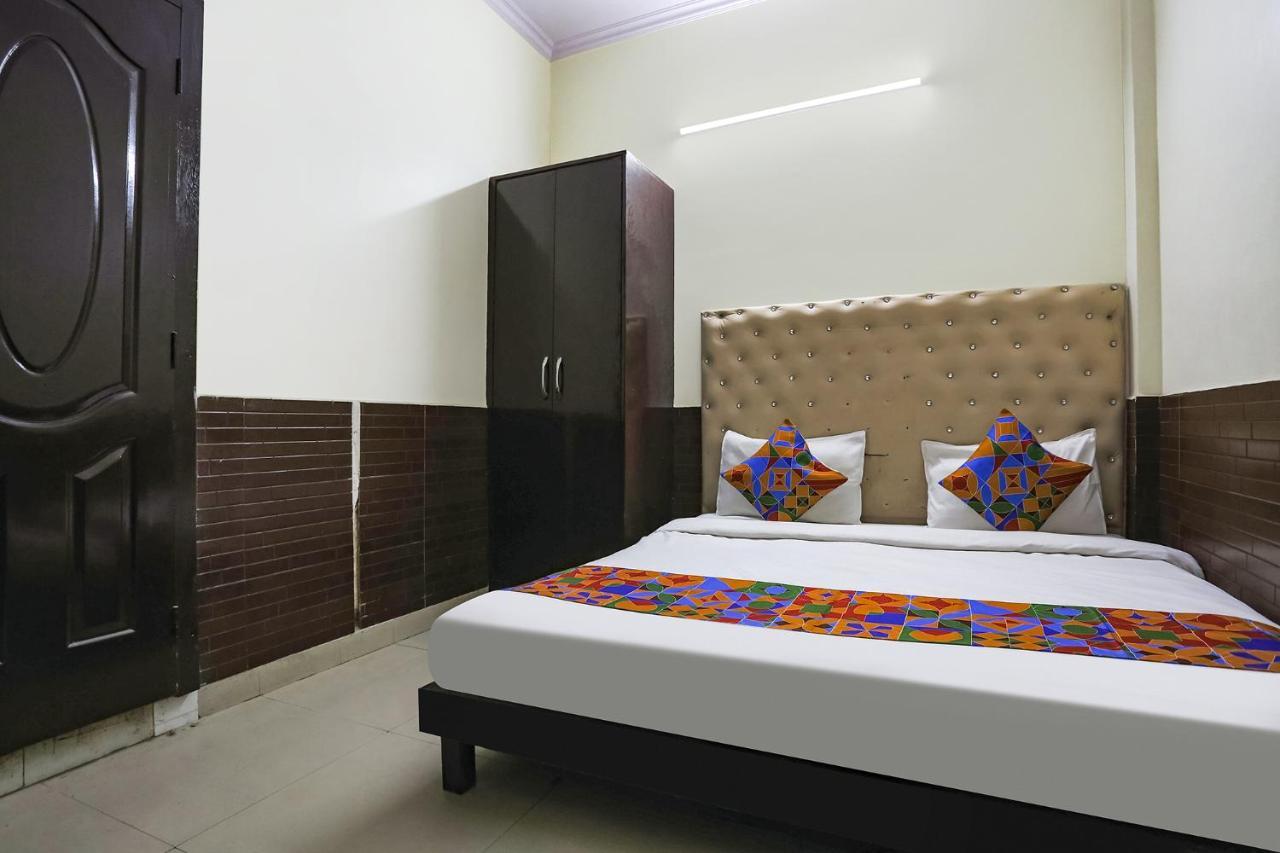 Fabhotel The Lazeez New Delhi Eksteriør bilde